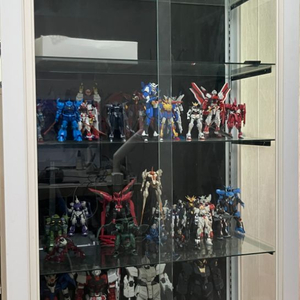 마이뮤지엄 장식장 건담 일괄판매 이미지