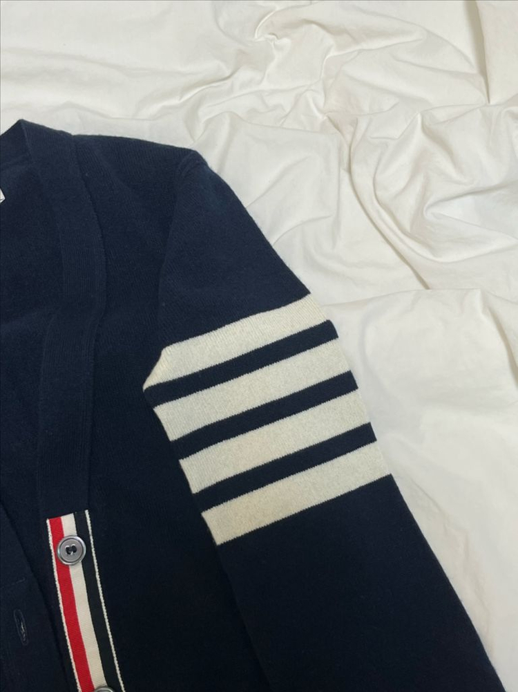 정품 톰브라운 캐시미어 가디건(사이즈 40) 이미지