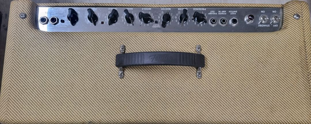 펜더 블루스.디럭스 리이슈 이미지