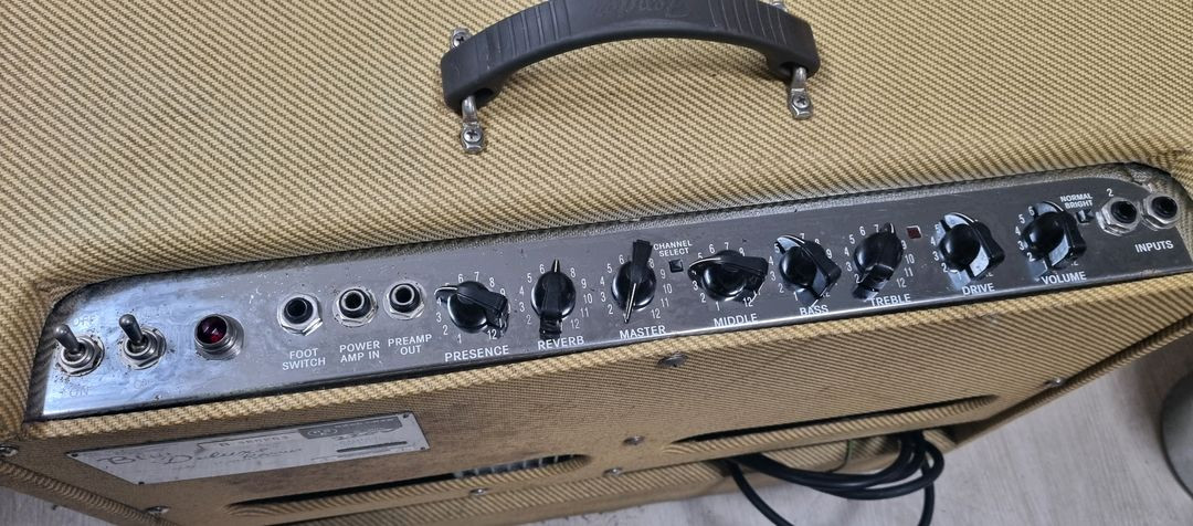 펜더 블루스.디럭스 리이슈 이미지