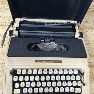빈티지 타자기 online510 타자기 이미지