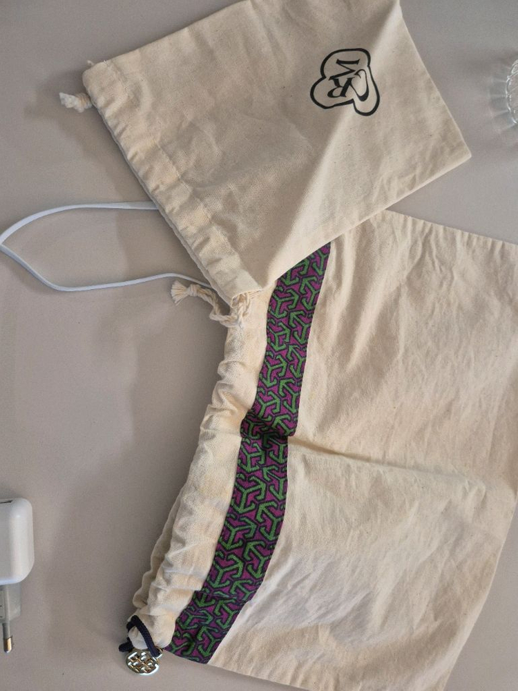 벨로큐어 비세르바 고주파 전도체 방식 디바이스 + 보풀제거기 이미지