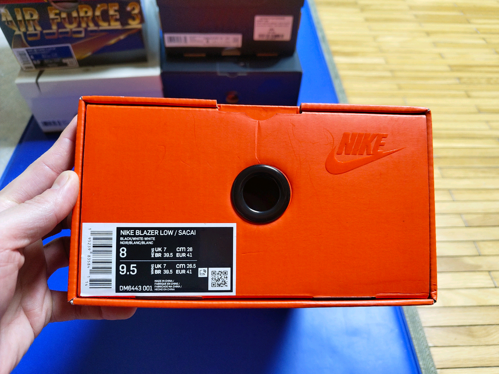 나이키 x 사카이 블레이저 로우 블랙 페이턴트 레더 나코탭 260사이즈 새상품 이미지