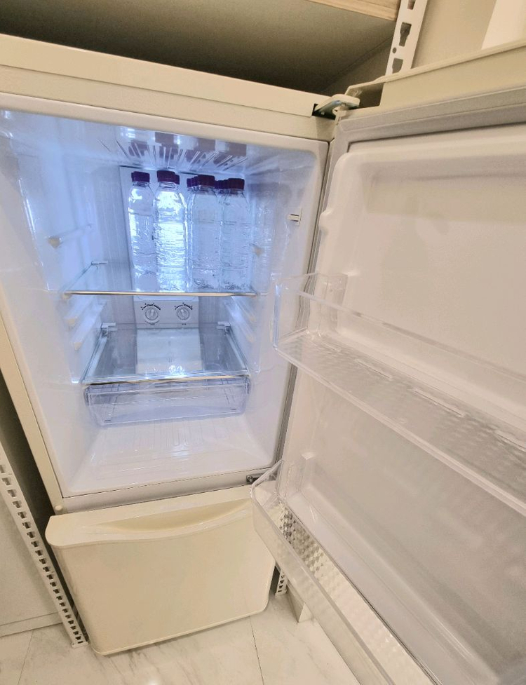 위니아 레트로냉장고 150L 판매합니다~ 이미지