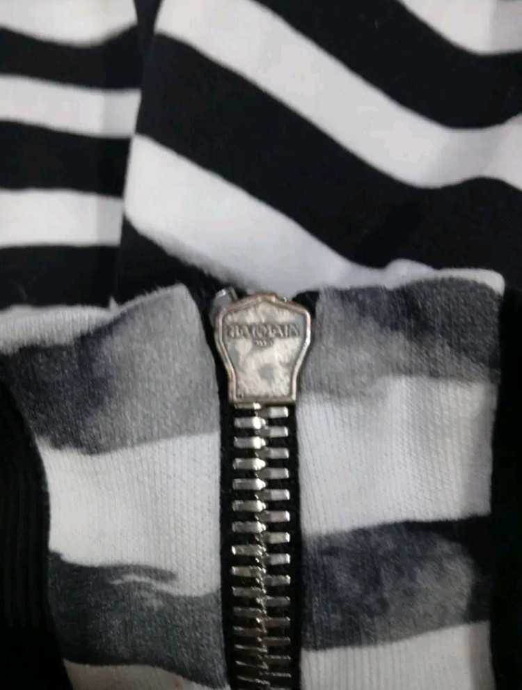 [정품 파격가] 발망 프린팅 지퍼형 맨투맨 긴팔티 S (95~100) 사이즈 아미리 디스쿼어드2 이미지