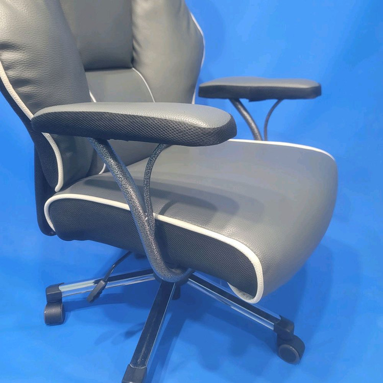 킹덤D 중고 게이밍의자 피시방의자 pc방의자 컴퓨터의자 오락실의자 게임장의자 게임방의자 이미지