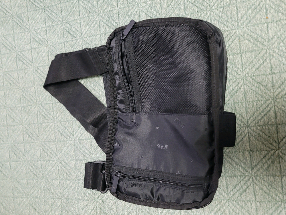 샘소나이트 RED 슬링백 크로스백 이미지