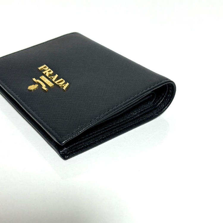 프라다 사피아노 반지갑 이미지