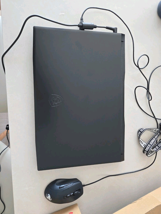 msi 게이밍 노트북 판매합니다. 이미지