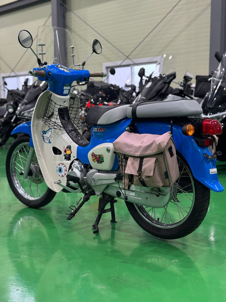 특가) 혼다 23년식 슈퍼커브110 5천 크롬 준튜닝 바이크 판매합니다. 이미지