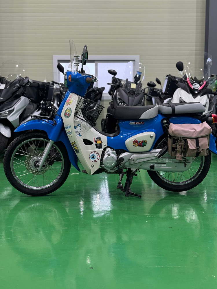 특가) 혼다 23년식 슈퍼커브110 5천 크롬 준튜닝 바이크 판매합니다. 이미지