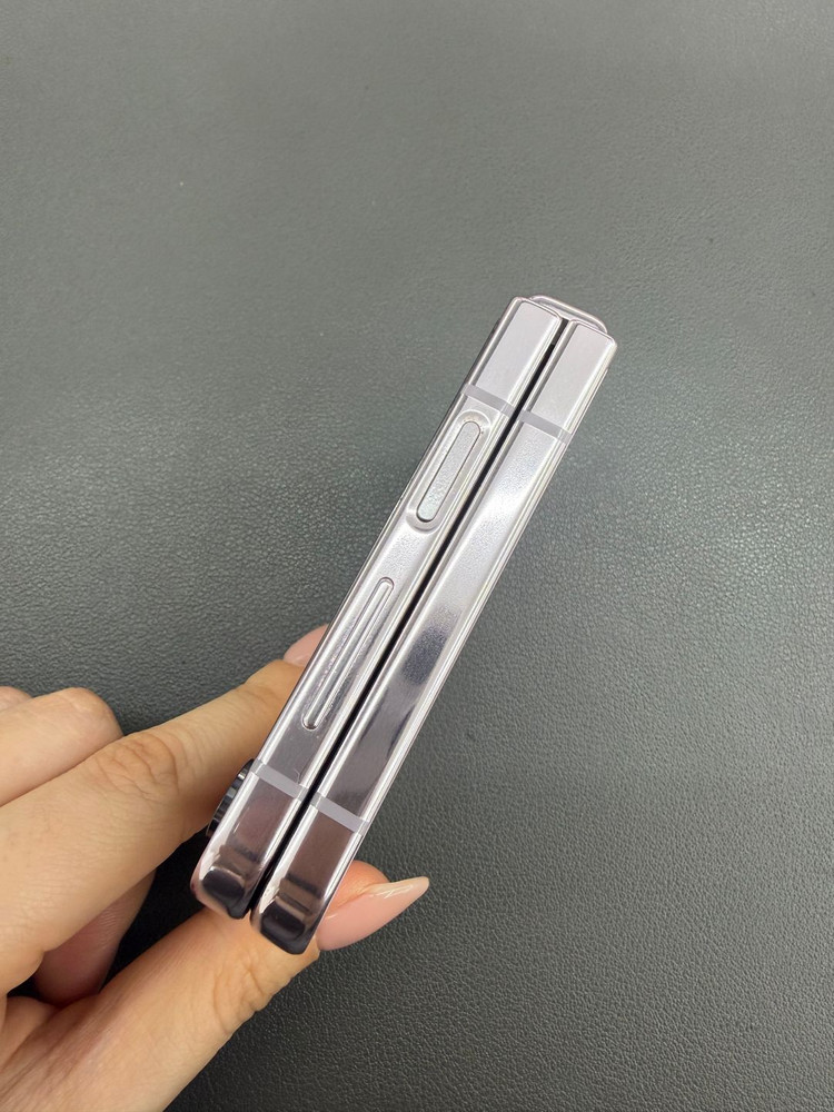 [대전 중고폰] 갤럭시 Z플립5 256GB 라벤더 / S급 / 실물촬영 / 매장운영 090535 이미지