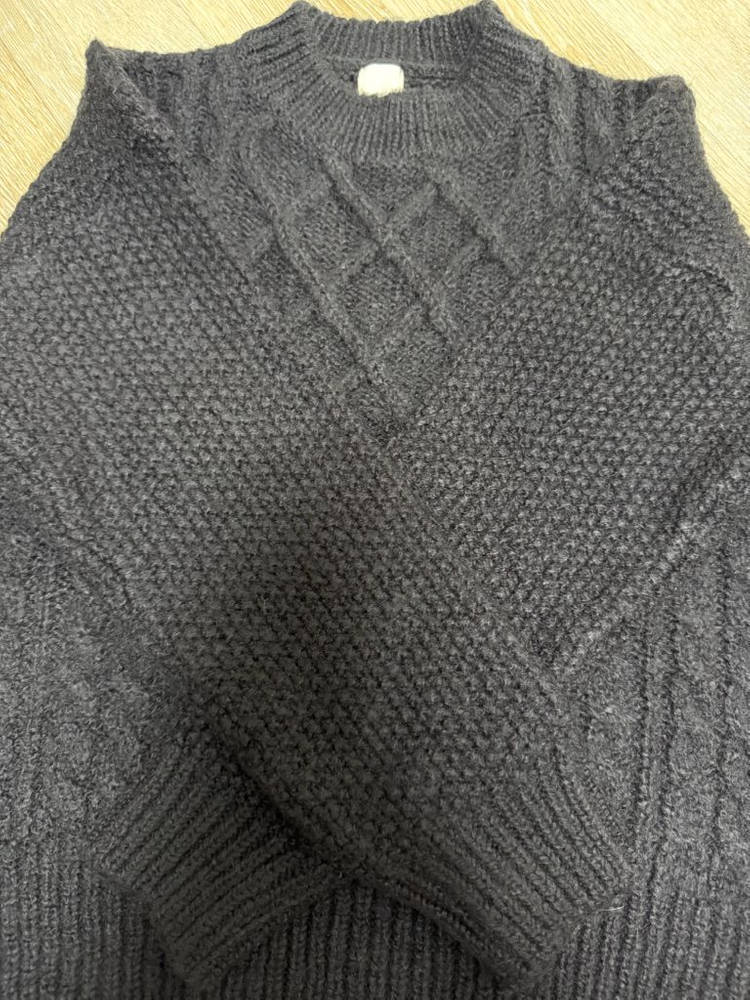 리본빛 모네마켓 블랙 카날 니트 이미지