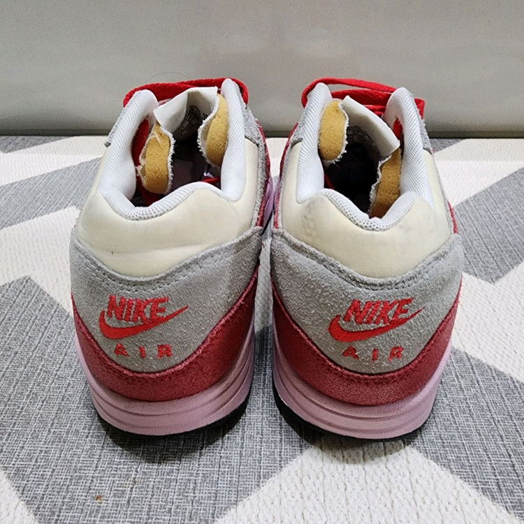 나이키 우먼스 에어맥스1 빈티지 하이퍼레드 270 이미지