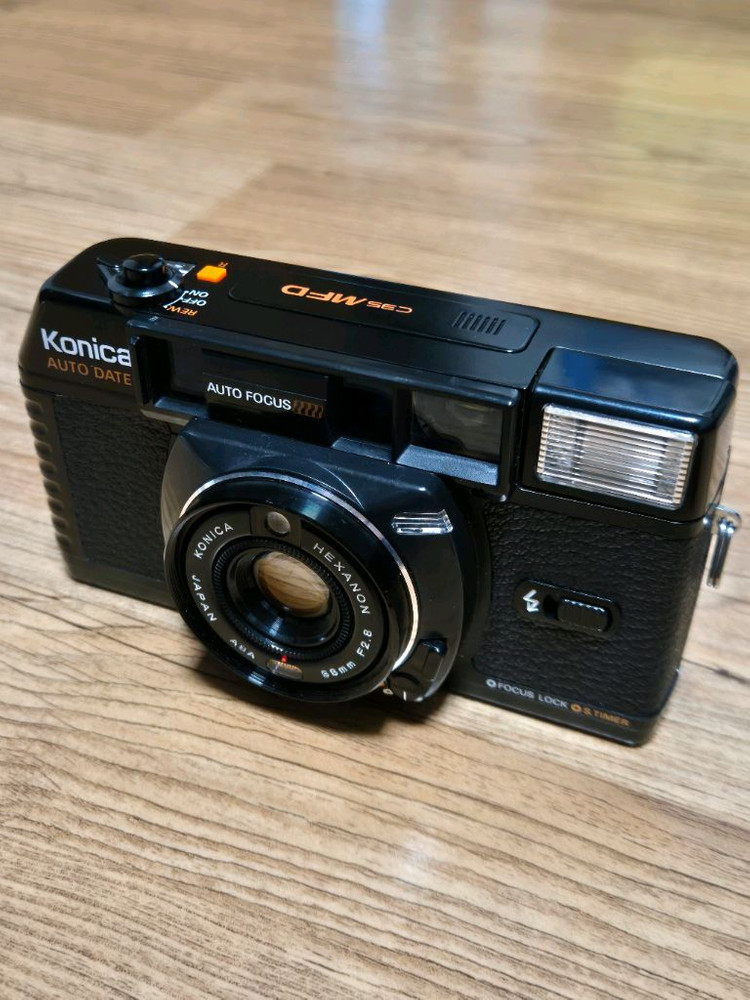 코니카 C35 MFD 필름카메라 이미지