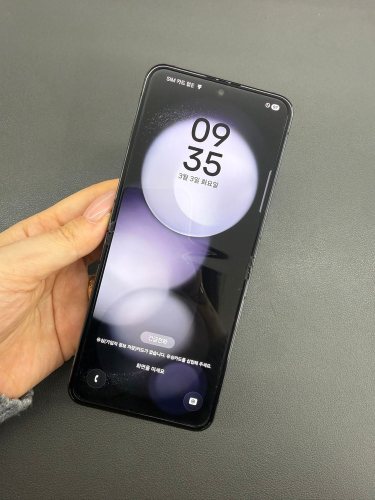 [대전 중고폰] 갤럭시 Z플립5 256GB 그라파이트 / S급 / 실물촬영 / 매장운영 392006 이미지