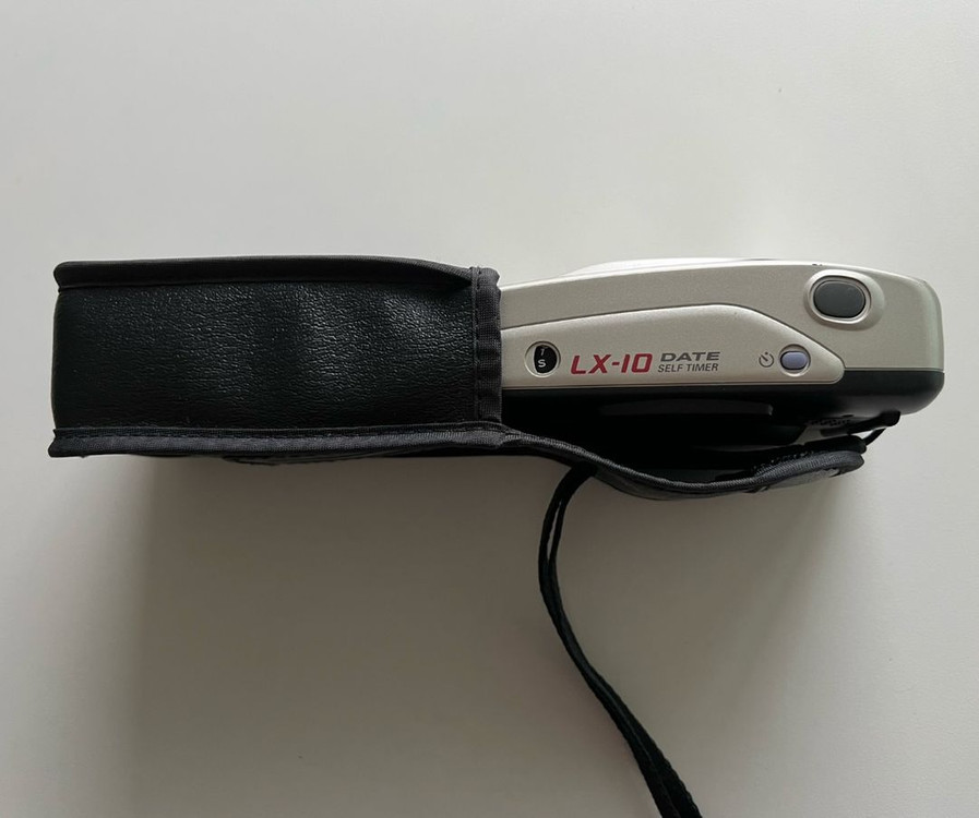 리코 필름 카메라. 이미지