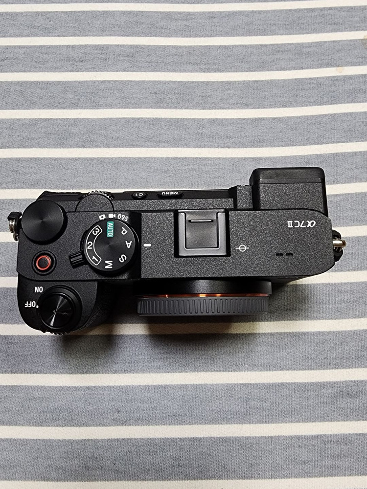 A7C2, 20-70G, 아티산 AF 40mm f2 소니 FE마운트 팝니다. 이미지