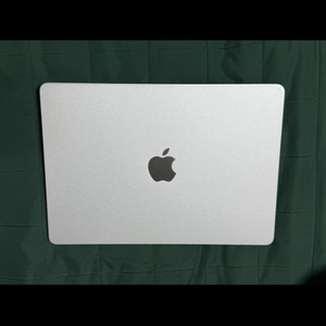 맥북에어 M2 13인치 실버 256기가 램8 이미지