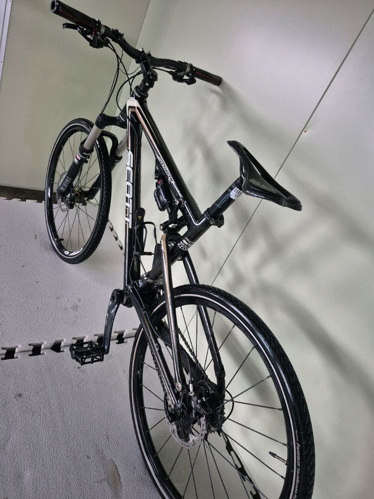 스캇(SCOTT) 스파크 30 풀카본.풀샥 자전거 이미지