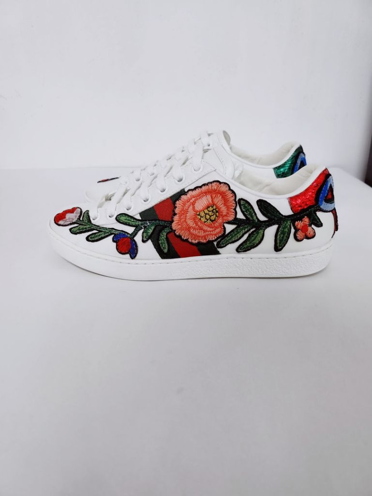 구찌 에이스 플라워 자수 여성 스니커즈 34/220 이미지
