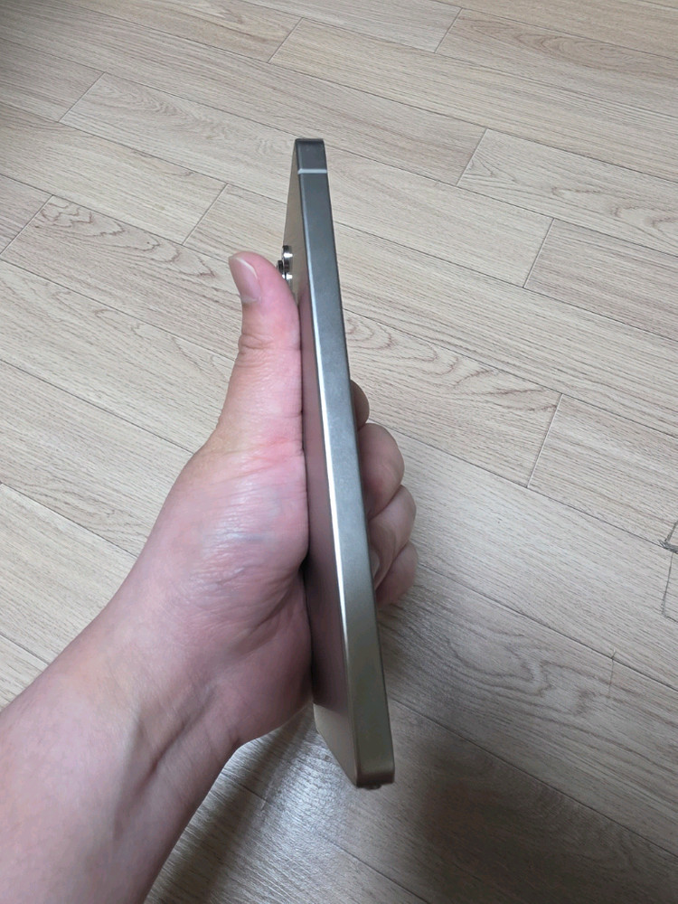 갤럭시 S25 울트라 자급제 512GB 그레이 판매합니다 이미지