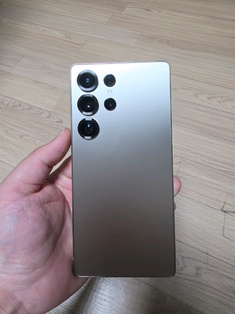 갤럭시 S25 울트라 자급제 512GB 그레이 판매합니다 이미지