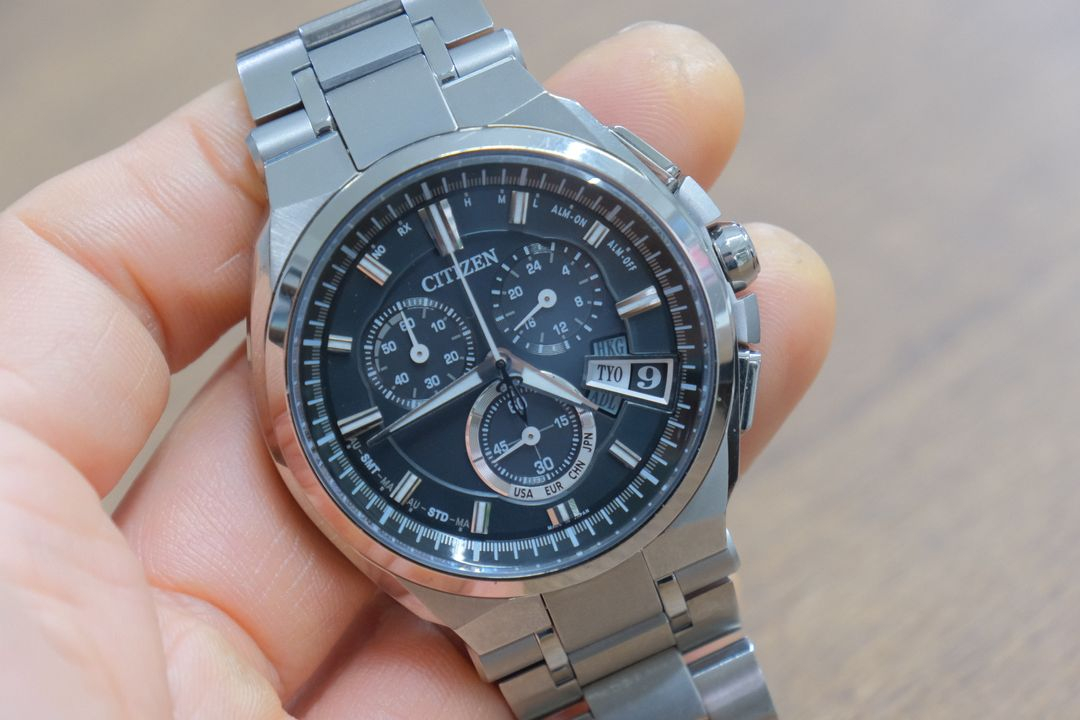 시티즌 아테사 다이렉트플라이트 BY0040-51E 전파솔라 티타늄 팔아요 이미지