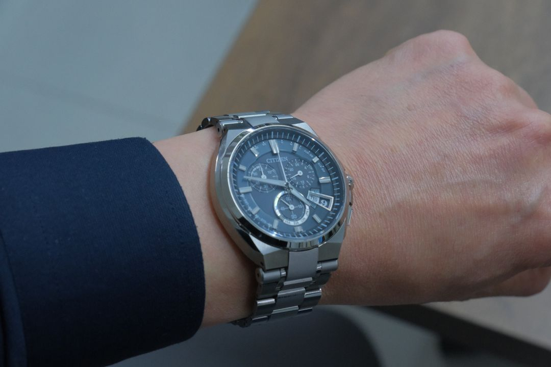 시티즌 아테사 다이렉트플라이트 BY0040-51E 전파솔라 티타늄 팔아요 이미지