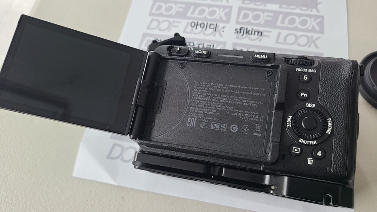 SONY Cinema Line FX3 + smallrig 케이지 판매 이미지