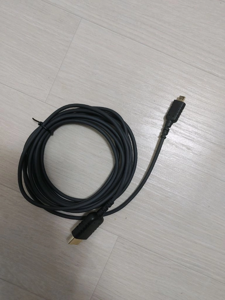 하이퍼 HTU30 마이크로 HDMI to HDMI 케이블 3m - 안심되는 중고거래