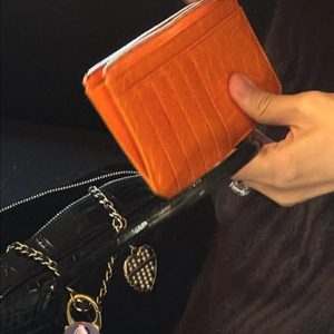 쎄모먼 지갑 이미지