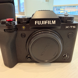 후지 x-t5 바디, 시그마 18-50 x마운트 이미지