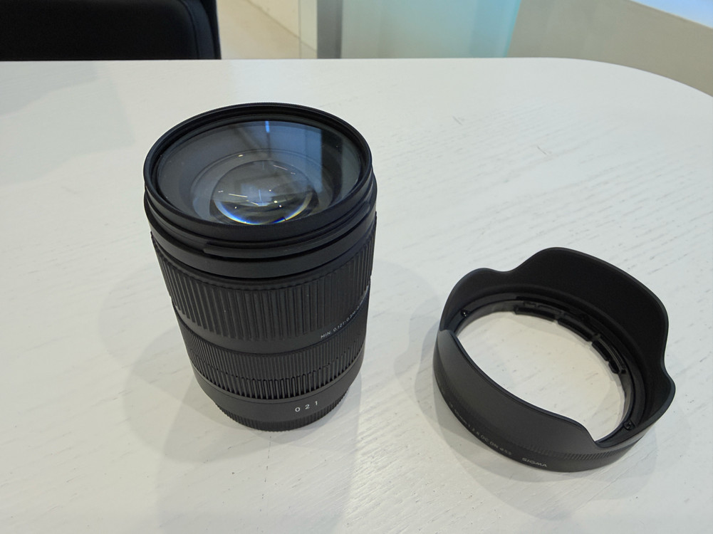 후지 x-t5 바디, 시그마 18-50 x마운트 이미지