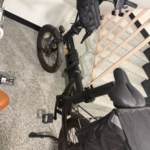 퀄리스포츠q투어 전기 자전거 블랙 배달 풀세팅 이미지