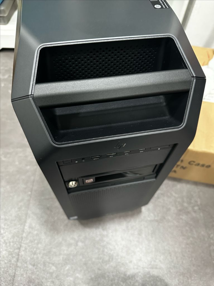 HP Z6 G4 워크스테이션 192GB 쿼드로 M6000 이미지