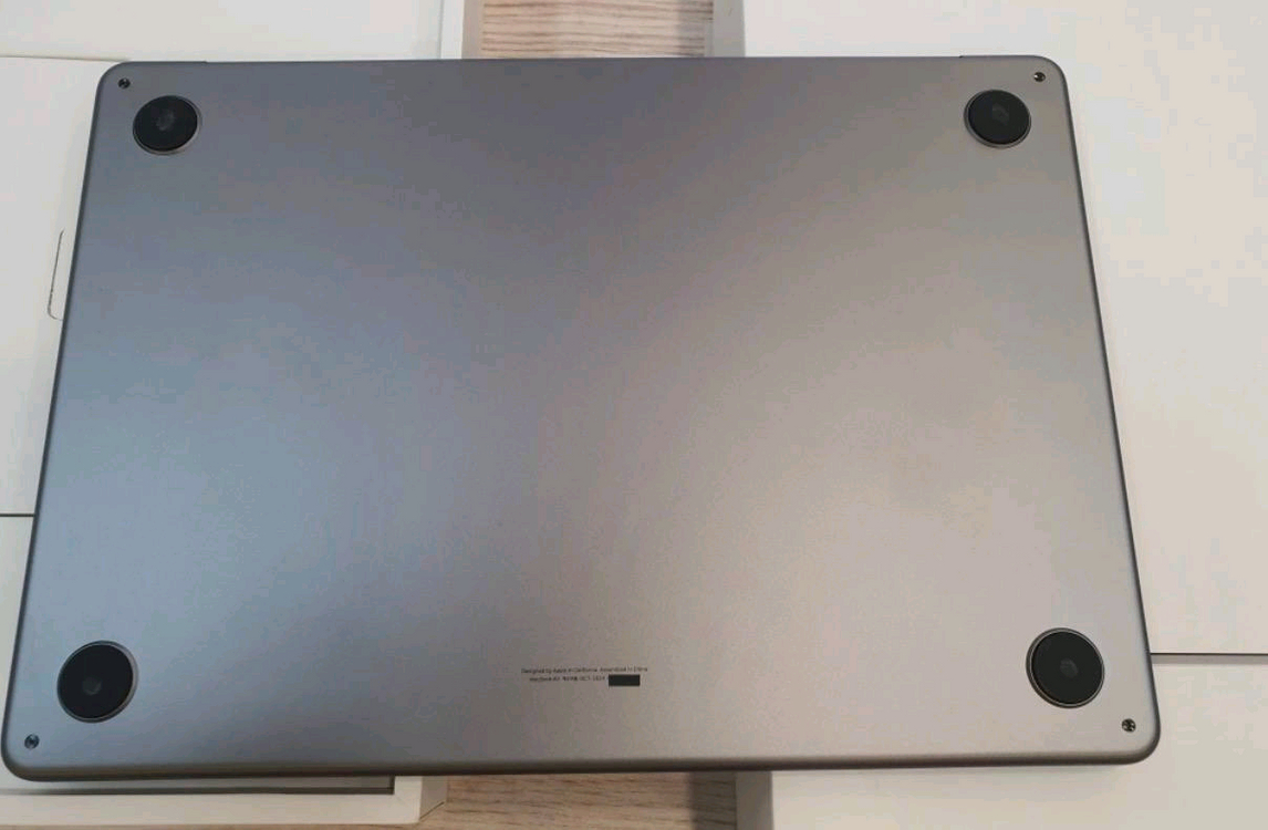 새제품급 맥북에어 13인치 M3 8GB 512GB 배터리 2사이클 (스페이스그레이) 이미지