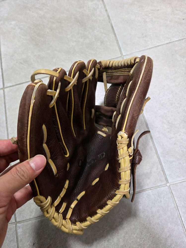 스카이라인 야구글러브[좌완용] 이미지