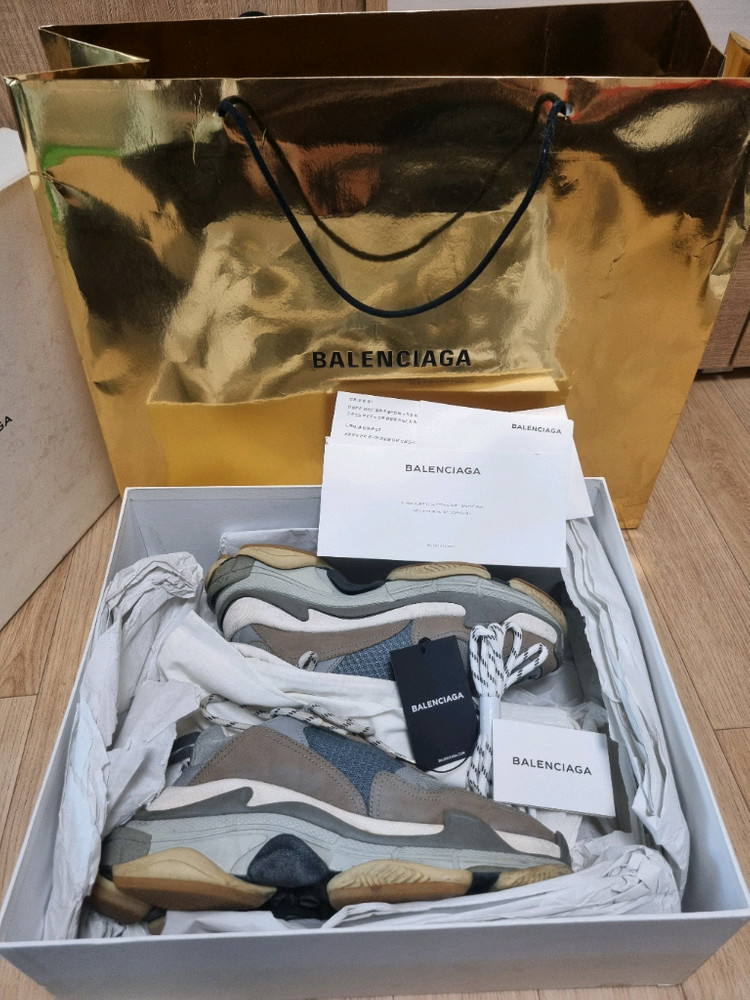 발렌시아가 트리플s 그레이 41사이즈 풀셋 이미지