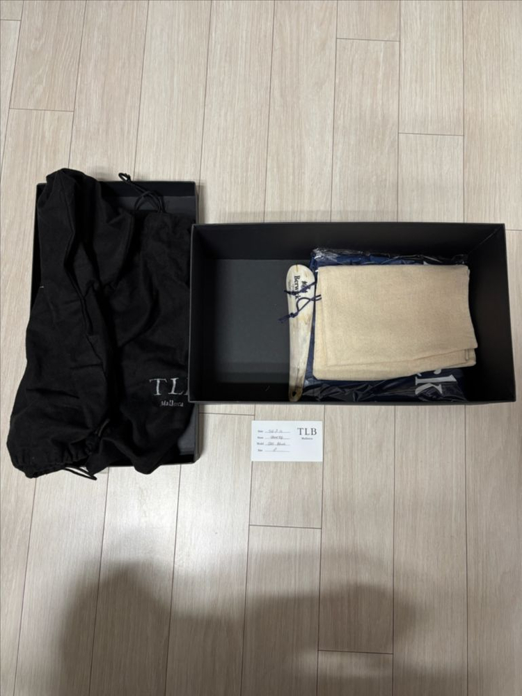 TLB 블랙 페니 로퍼 UK8 이미지