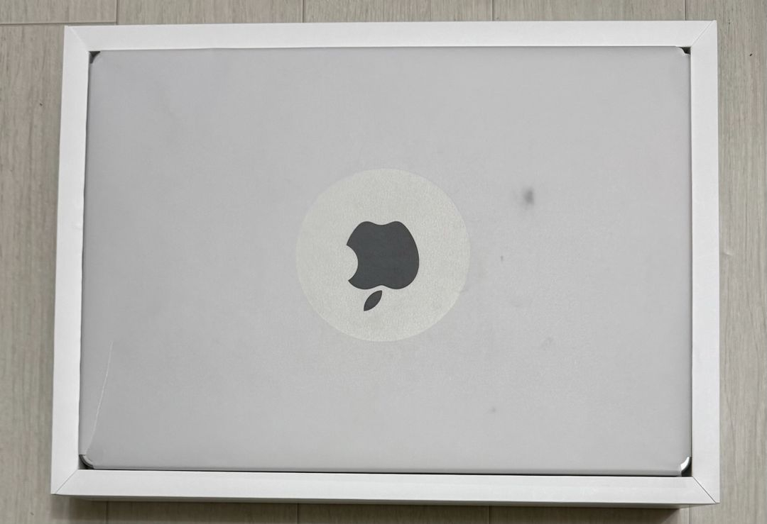 맥북프로14 M1 Max(MacBook Pro14 M1 Max 64GB 1TB) 이미지