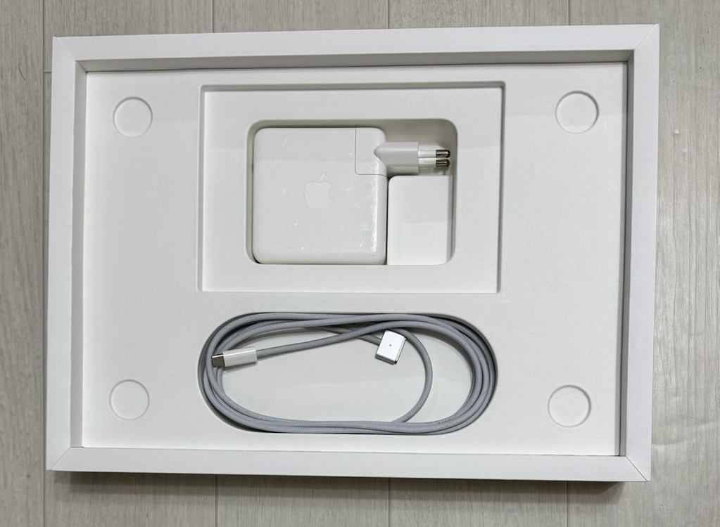 맥북프로14 M1 Max(MacBook Pro14 M1 Max 64GB 1TB) 이미지