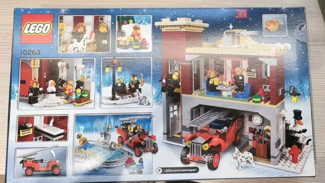 레고 10263 윈터빌리지소방서 판매합니다. 이미지