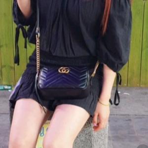 구찌 마몽 마틀라세 크로스백/숄더백 정품S급(감정O)구찌프라다루이비통디올고야드샤넬셀린느보테가생로랑발렌시아가버버리가방 이미지