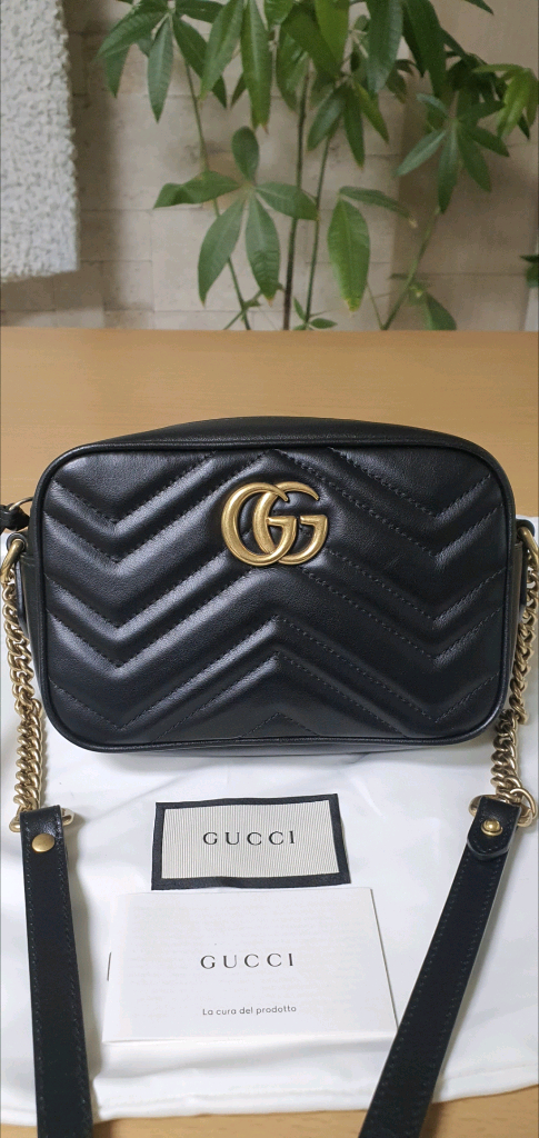 구찌 마몽 마틀라세 크로스백/숄더백 정품S급(감정O)구찌프라다루이비통디올고야드샤넬셀린느보테가생로랑발렌시아가버버리가방 이미지