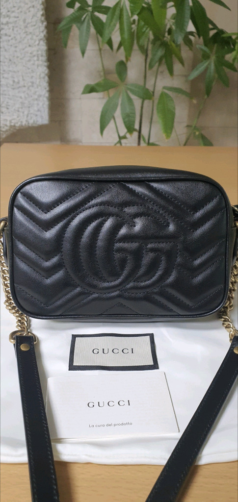 구찌 마몽 마틀라세 크로스백/숄더백 정품S급(감정O)구찌프라다루이비통디올고야드샤넬셀린느보테가생로랑발렌시아가버버리가방 이미지