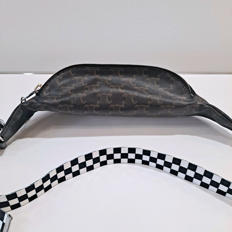 셀린느 트리오페 벨트백(5회 미만 착용) 이미지