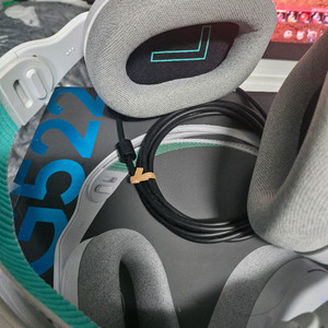 로지텍 G522 게이밍 헤드셋 이미지