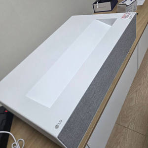 lg 시네빔 초단초점 빔프로젝터 가격제안받아요 연락주세요 이미지