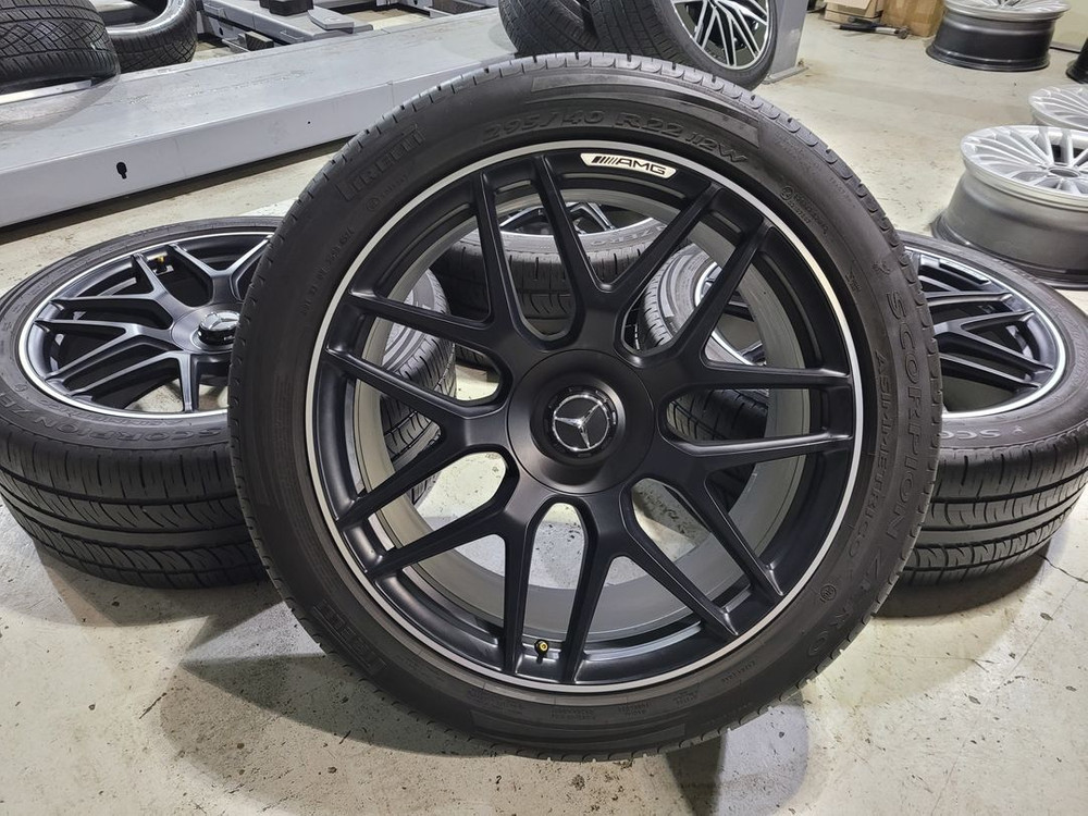 벤츠G바겐 G63AMG퍼포먼스 에디션 22인치 순정품휠타이어 이미지